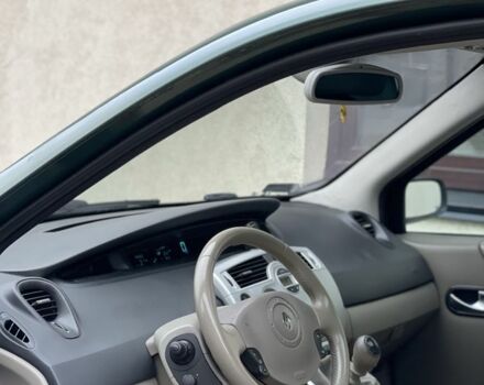 Зелений Рено Сценік, об'ємом двигуна 1.9 л та пробігом 271 тис. км за 3850 $, фото 17 на Automoto.ua