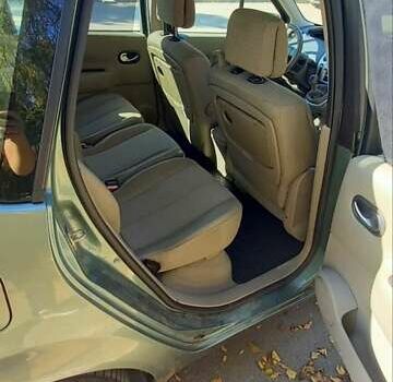 Зеленый Рено Сценик, объемом двигателя 2 л и пробегом 213 тыс. км за 4900 $, фото 21 на Automoto.ua