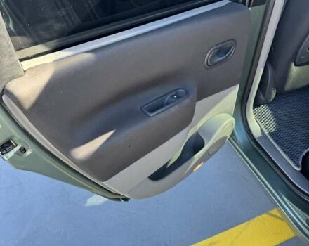 Рено Сценик 2004 в Тернополе на Automoto.ua Зеленый Рено Сценик, объемом двигателя 1.6 л и пробегом 380 тыс. км за 4200 $, фото 14 на Automoto.ua