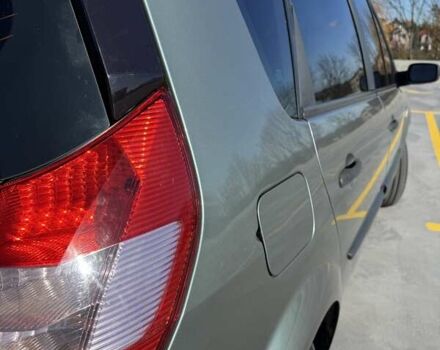 Рено Сценик 2004 в Тернополе на Automoto.ua Зеленый Рено Сценик, объемом двигателя 1.6 л и пробегом 380 тыс. км за 4200 $, фото 11 на Automoto.ua