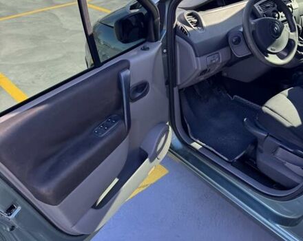 Рено Сценик 2004 в Тернополе на Automoto.ua Зеленый Рено Сценик, объемом двигателя 1.6 л и пробегом 380 тыс. км за 4200 $, фото 13 на Automoto.ua