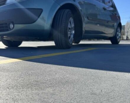 Рено Сценик 2004 в Тернополе на Automoto.ua Зеленый Рено Сценик, объемом двигателя 1.6 л и пробегом 380 тыс. км за 4200 $, фото 3 на Automoto.ua