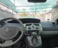 Рено Сценик 2004 в Павлограде на Automoto.ua Зеленый Рено Сценик, объемом двигателя 2 л и пробегом 290 тыс. км за 4500 $, фото 3 на Automoto.ua