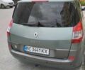 Зеленый Рено Сценик, объемом двигателя 1.99 л и пробегом 200 тыс. км за 3600 $, фото 1 на Automoto.ua