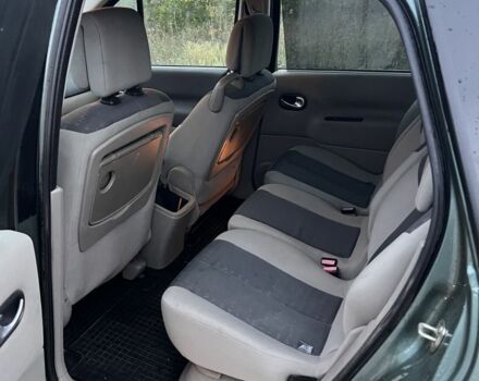 Зеленый Рено Сценик, объемом двигателя 1.6 л и пробегом 227 тыс. км за 4400 $, фото 6 на Automoto.ua