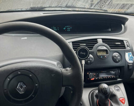 Зелений Рено Сценік, об'ємом двигуна 1.6 л та пробігом 294 тис. км за 3950 $, фото 9 на Automoto.ua