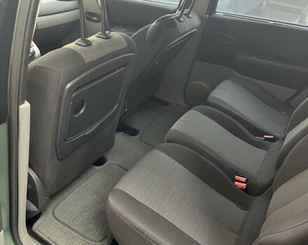 Зелений Рено Сценік, об'ємом двигуна 1.6 л та пробігом 294 тис. км за 3950 $, фото 6 на Automoto.ua