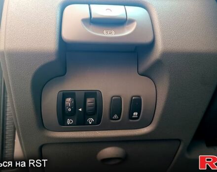 Рено Сценик 2008 в Киеве на Automoto.ua Зеленый Рено Сценик, объемом двигателя 1.6 л и пробегом 220 тыс. км за 6300 $, фото 5 на Automoto.ua