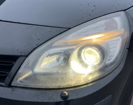 Зелений Рено Сценік, об'ємом двигуна 1.6 л та пробігом 161 тис. км за 5800 $, фото 9 на Automoto.ua