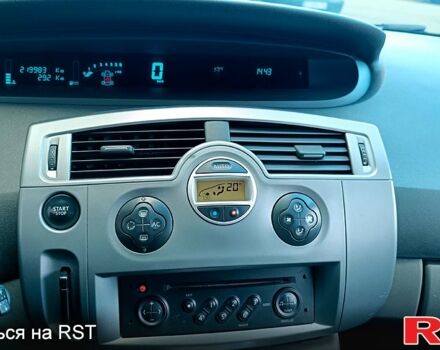 Рено Сценик 2008 в Киеве на Automoto.ua Зеленый Рено Сценик, объемом двигателя 1.6 л и пробегом 220 тыс. км за 6300 $, фото 9 на Automoto.ua