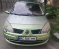 Зелений Рено Сценік, об'ємом двигуна 2 л та пробігом 230 тис. км за 5250 $, фото 1 на Automoto.ua