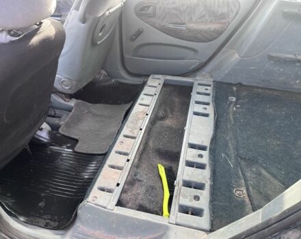 Зелений Рено Сценік, об'ємом двигуна 0 л та пробігом 300 тис. км за 836 $, фото 5 на Automoto.ua