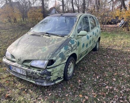 Зелений Рено Сценік, об'ємом двигуна 0 л та пробігом 300 тис. км за 836 $, фото 1 на Automoto.ua