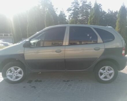 Зелений Рено Сценік, об'ємом двигуна 1.9 л та пробігом 240 тис. км за 4000 $, фото 5 на Automoto.ua