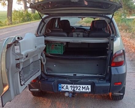 Зеленый Рено Сценик, объемом двигателя 2 л и пробегом 475 тыс. км за 5100 $, фото 10 на Automoto.ua