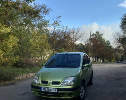 Рено Сценик 2000 в Каменское - Днепродзержинск на Automoto.ua Зеленый Рено Сценик, объемом двигателя 1.6 л и пробегом 203 тыс. км за 2800 $, фото 1 на Automoto.ua