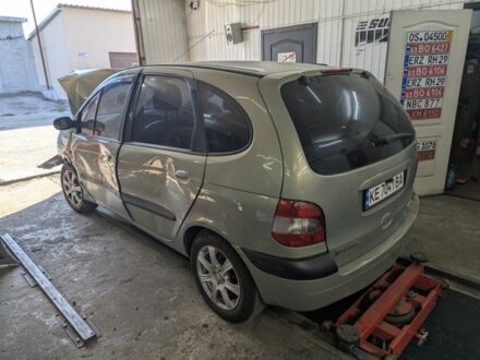 Зелений Рено Сценік, об'ємом двигуна 2 л та пробігом 293 тис. км за 1998 $, фото 1 на Automoto.ua