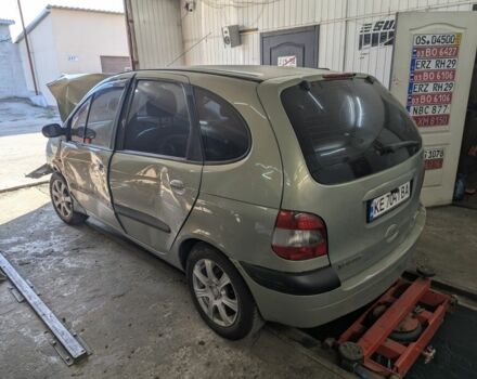 Зелений Рено Сценік, об'ємом двигуна 2 л та пробігом 293 тис. км за 1998 $, фото 1 на Automoto.ua