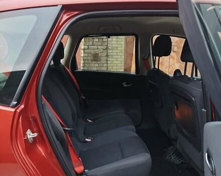 Помаранчевий Рено Сценік, об'ємом двигуна 2 л та пробігом 171 тис. км за 6250 $, фото 141 на Automoto.ua