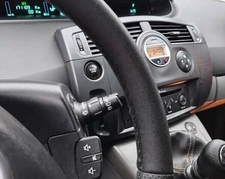 Помаранчевий Рено Сценік, об'ємом двигуна 2 л та пробігом 171 тис. км за 6250 $, фото 152 на Automoto.ua