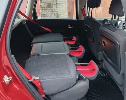 Помаранчевий Рено Сценік, об'ємом двигуна 2 л та пробігом 171 тис. км за 6250 $, фото 145 на Automoto.ua