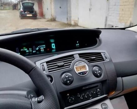 Помаранчевий Рено Сценік, об'ємом двигуна 2 л та пробігом 171 тис. км за 6250 $, фото 156 на Automoto.ua
