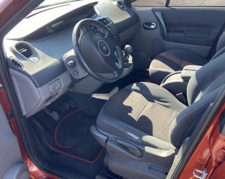 Помаранчевий Рено Сценік, об'ємом двигуна 2 л та пробігом 253 тис. км за 5500 $, фото 7 на Automoto.ua