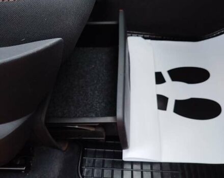 Помаранчевий Рено Сценік, об'ємом двигуна 2 л та пробігом 171 тис. км за 6250 $, фото 122 на Automoto.ua