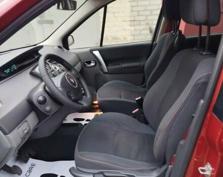 Помаранчевий Рено Сценік, об'ємом двигуна 2 л та пробігом 171 тис. км за 6250 $, фото 113 на Automoto.ua