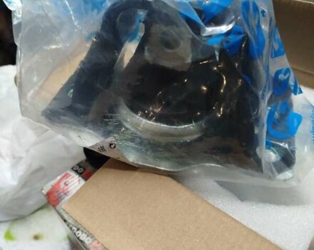 Помаранчевий Рено Сценік, об'ємом двигуна 2 л та пробігом 171 тис. км за 6250 $, фото 22 на Automoto.ua