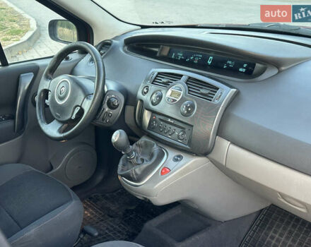 Оранжевый Рено Сценик, объемом двигателя 2 л и пробегом 225 тыс. км за 6700 $, фото 37 на Automoto.ua