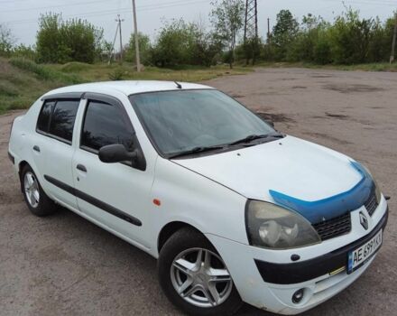 Рено Симбол (Талия) 2003 в Кривом Роге на Automoto.ua Белый Рено Симбол (Талия), объемом двигателя 1.4 л и пробегом 383 тыс. км за 2200 $, фото 1 на Automoto.ua