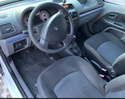 Білий Рено Сімбол (Талія), об'ємом двигуна 1.4 л та пробігом 236 тис. км за 2500 $, фото 6 на Automoto.ua