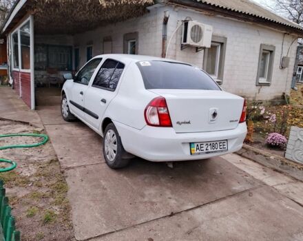 Белый Рено Симбол (Талия), объемом двигателя 1.4 л и пробегом 165 тыс. км за 2650 $, фото 1 на Automoto.ua