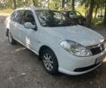 Белый Рено Симбол (Талия), объемом двигателя 1.4 л и пробегом 250 тыс. км за 3700 $, фото 1 на Automoto.ua