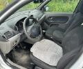 Белый Рено Симбол (Талия), объемом двигателя 1.1 л и пробегом 175 тыс. км за 3000 $, фото 9 на Automoto.ua