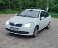 Білий Рено Сімбол (Талія), об'ємом двигуна 1.4 л та пробігом 309 тис. км за 2591 $, фото 1 на Automoto.ua