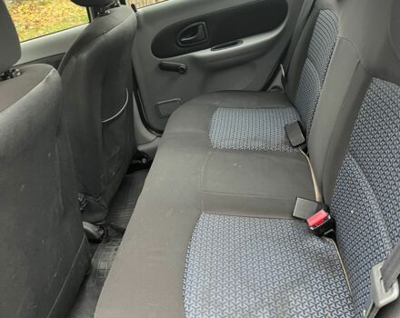 Бежевый Рено Симбол (Талия), объемом двигателя 1.4 л и пробегом 185 тыс. км за 3700 $, фото 3 на Automoto.ua