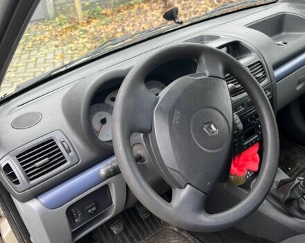 Бежевый Рено Симбол (Талия), объемом двигателя 1.4 л и пробегом 185 тыс. км за 3700 $, фото 5 на Automoto.ua