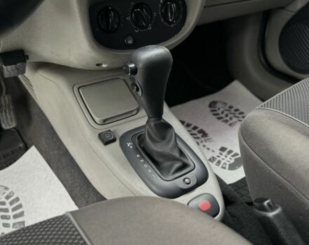 Рено Симбол (Талия) 2003 в Львове на Automoto.ua Серый Рено Симбол (Талия), объемом двигателя 1.4 л и пробегом 239 тыс. км за 4100 $, фото 20 на Automoto.ua