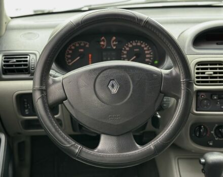 Рено Симбол (Талия) 2003 в Львове на Automoto.ua Серый Рено Симбол (Талия), объемом двигателя 1.4 л и пробегом 239 тыс. км за 4100 $, фото 16 на Automoto.ua