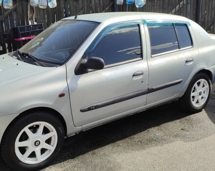 Серый Рено Симбол (Талия), объемом двигателя 1.4 л и пробегом 327 тыс. км за 2999 $, фото 1 на Automoto.ua