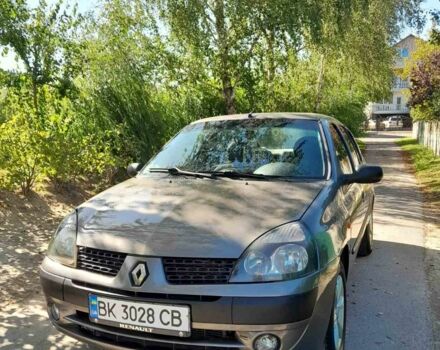 Рено Симбол (Талия) 2004 в Луцке на Automoto.ua Серый Рено Симбол (Талия), объемом двигателя 1.4 л и пробегом 280 тыс. км за 2500 $, фото 1 на Automoto.ua