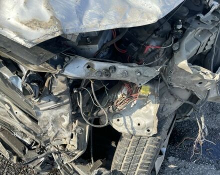 Сірий Рено Сімбол (Талія), об'ємом двигуна 1.4 л та пробігом 280 тис. км за 1000 $, фото 3 на Automoto.ua