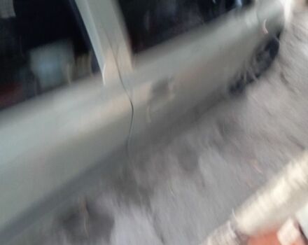 Зеленый Рено Симбол (Талия), объемом двигателя 1.4 л и пробегом 170 тыс. км за 4000 $, фото 7 на Automoto.ua