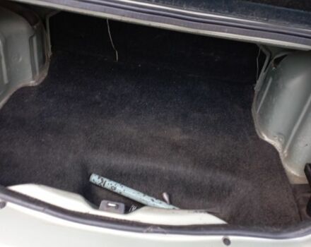 Зеленый Рено Симбол (Талия), объемом двигателя 1.4 л и пробегом 170 тыс. км за 4000 $, фото 5 на Automoto.ua