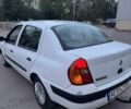 Білий Рено Сімбол, об'ємом двигуна 1.39 л та пробігом 115 тис. км за 2750 $, фото 4 на Automoto.ua