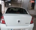 Белый Рено Симбол, объемом двигателя 1.4 л и пробегом 150 тыс. км за 3000 $, фото 3 на Automoto.ua