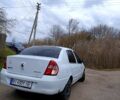 Белый Рено Симбол, объемом двигателя 1.4 л и пробегом 350 тыс. км за 4000 $, фото 3 на Automoto.ua
