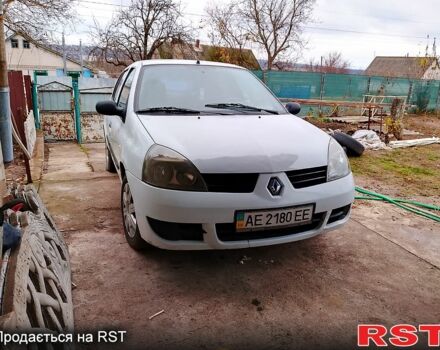 Белый Рено Симбол, объемом двигателя 1.4 л и пробегом 170 тыс. км за 2650 $, фото 8 на Automoto.ua